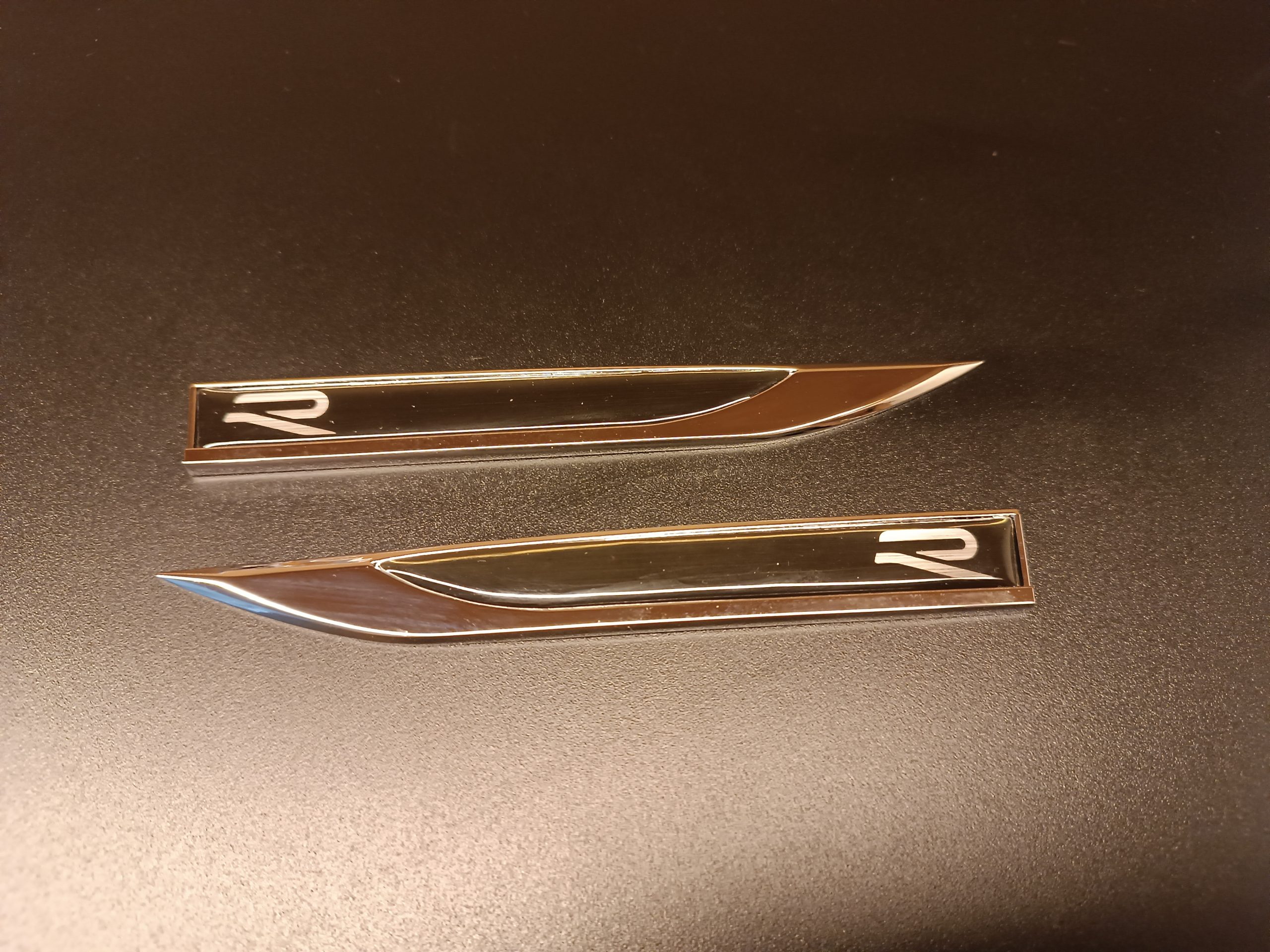 Stemma Logo Laterale Ala - VW Volkswagen R-Line